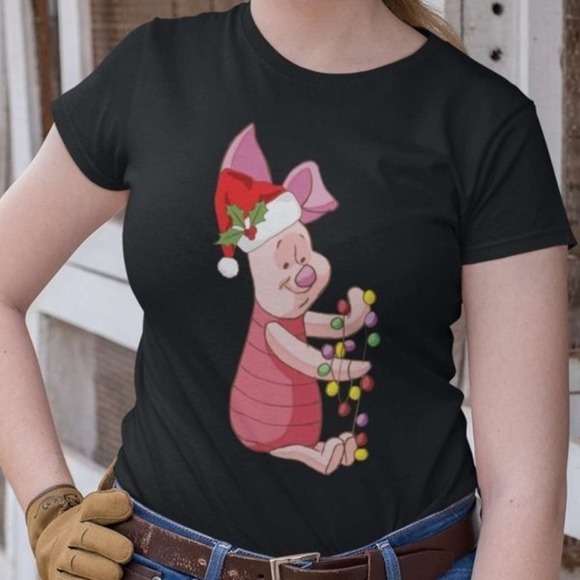 Jasper
D Other - Piglet Winnie The Pooh Cozy Disney Christmas Fan T-Shirt